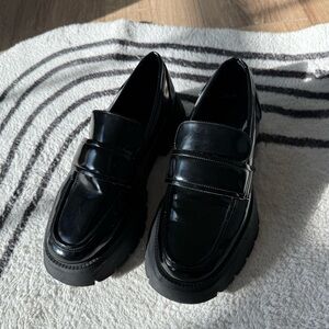 Zara Black Loafer